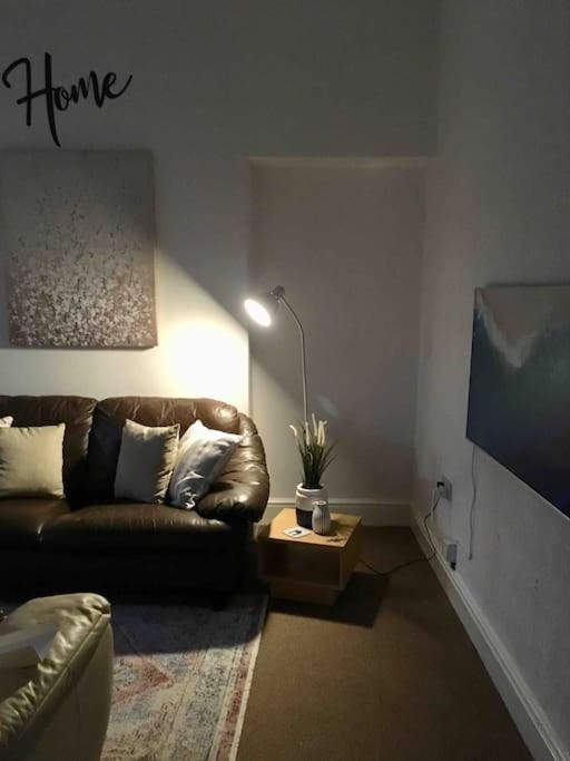 Hillcrest Cottage, Comfy Flat, Trendy Uplands Area Swansea Bagian luar foto