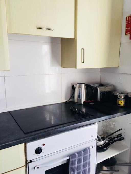 Hillcrest Cottage, Comfy Flat, Trendy Uplands Area Swansea Bagian luar foto