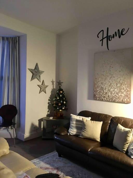 Hillcrest Cottage, Comfy Flat, Trendy Uplands Area Swansea Bagian luar foto