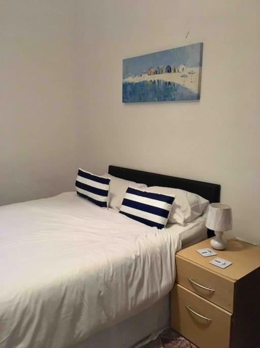 Hillcrest Cottage, Comfy Flat, Trendy Uplands Area Swansea Bagian luar foto